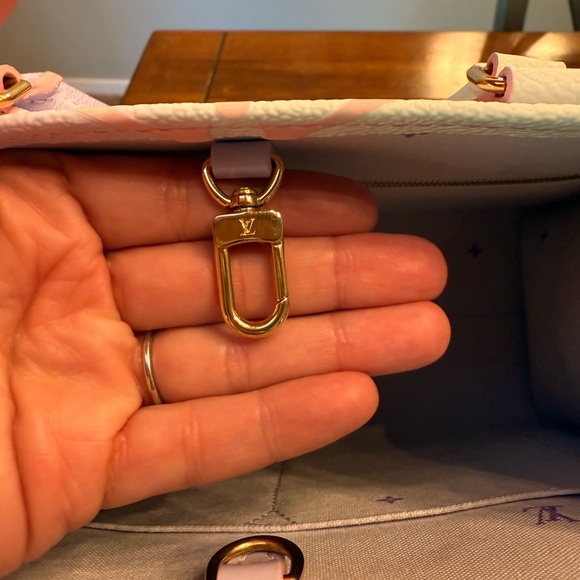 Louis Vuitton Onthego PM Sunrise Pastel limited edition. - Picture 9 of 9